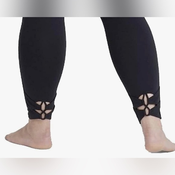 All In Motion Contour Flex Lace Up Leggings - Picture 2 of 8